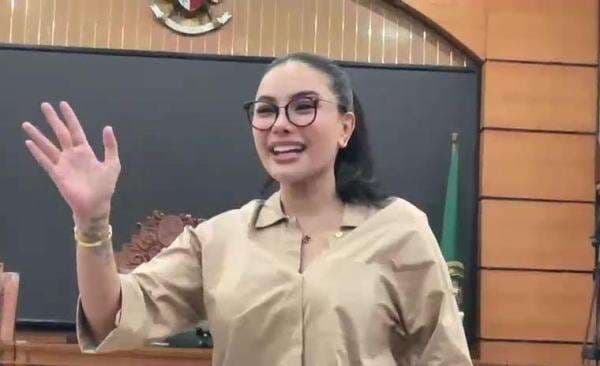 Keluarga Siap Dampingi Nikita Mirzani Jalani Sidang Vonis Kasus Pemerasan dan TPPU