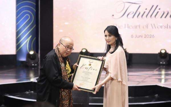 Kagumi Konser Tehillim - The Heart of Worship yang Digagas Liliana Tanoesoedibjo, Jaya Suprana Berikan Penghargaan MURI Kagumi Konser Tehillim - The Heart of Worship yang Digagas Liliana Tanoesoedibjo, Jaya Suprana Berikan Penghargaan MURI