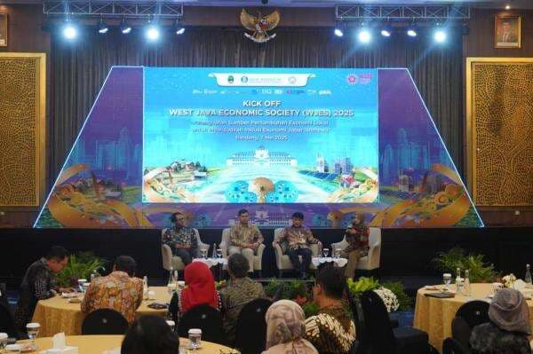 WJES 2025: Strategi Jabar Hadapi Ketidakpastian Ekonomi Global WJES 2025: Strategi Jabar Hadapi Ketidakpastian Ekonomi Global