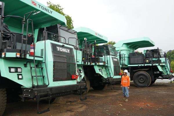 Garap Segmen Hybrid, Kobexindo (KOBX) Kirim Perdana Produk Tonly Dump Truck DTH145