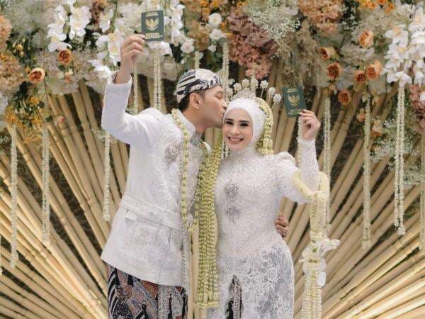 Profil Firly Assyifa, Istri Fajar Alfian yang Ternyata Gen Z