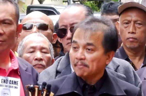 Alasan Roy Suryo Cs Dicekal ke Luar Negeri