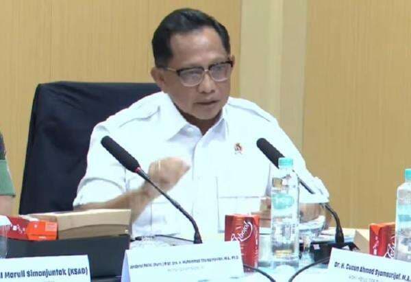 Mendagri Izinkan Warga Gunakan Kayu Gelondongan Banjir Sumatra: Jangan Dijual