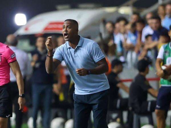 Media Vietnam Respons Pemecatan Patrick Kluivert sebagai Pelatih Timnas Indonesia: Kaget hingga Ketakutan