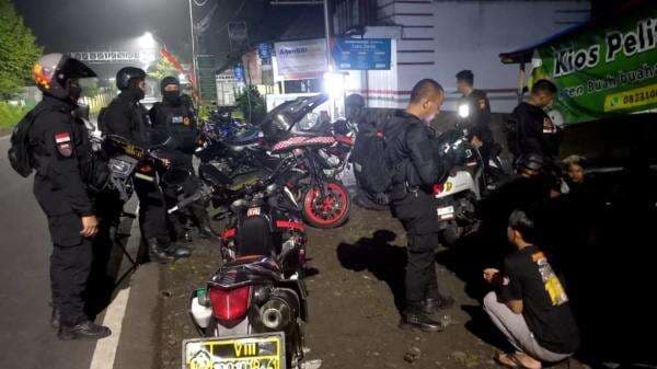 Pesta Miras dan Keributan 2 Kelompok Remaja di Tasikmalaya Dibubarkan Tim Maung Galunggung
