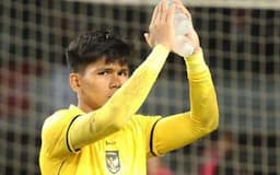 Cahya Supriadi Pede Masuk Skuad SEA Games 2025 meski Kebobolan 3 Gol Lawan Mali