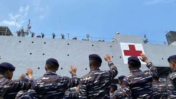 Bantu Korban Bencana di Sumatera, TNI AL Kerahkan 5 KRI Bawa Bantuan Kemanusiaan