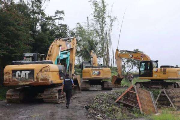 Bareskrim Ungkap Peran 3 Tersangka Tambang Pasir Ilegal di Lereng Merapi