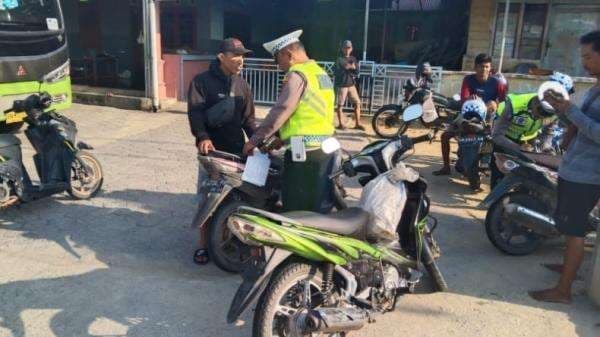 Polisi Bakal Razia Sepeda Motor Tak Pakai Pelat Nomor, Modus Hindari Tilang ETLE