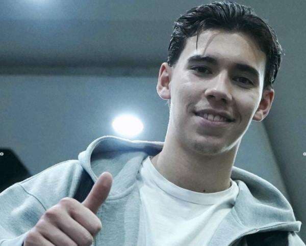 Tak Takut, Dion Markx Siap Bertarung demi Posisi Utama di Lini Belakang Persib Bandung