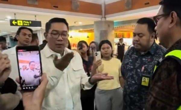 Viral Ridwan Kamil Protes Pesawat Delay di Bandara, Netizen Malah Senggol Nama Lisa Mariana