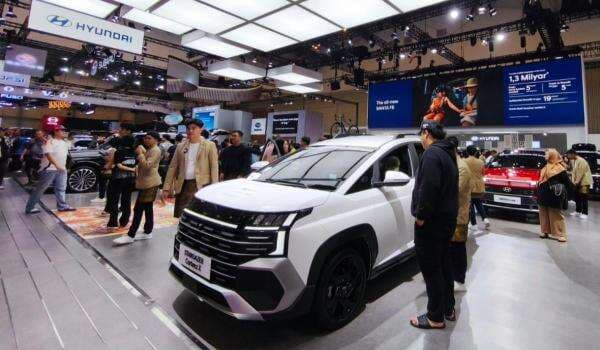 Hyundai Buka Peluang Jadikan Stargazer Mobil Listrik