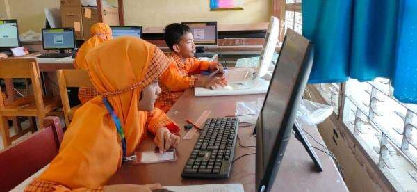 Ujian Tanpa Kertas, SDIT Tahfidz Padang Panjang Terapkan Sistem CBT