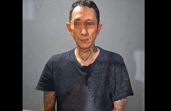 Pria ODGJ yang Membabi Buta Tusuk 4 Orang, Kini Diobservasi di RS Polri Pria ODGJ yang Membabi Buta Tusuk 4 Orang, Kini Diobservasi di RS Polri