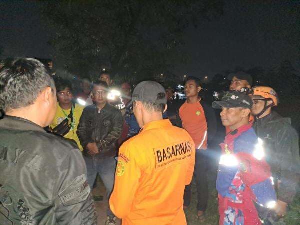 2 Pemuda di Bandung Hilang Terseret Arus Sungai Citarum saat Berburu Biawak