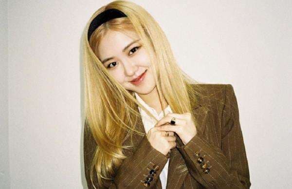 Gemasnya Rose BLACKPINK saat Teriak 'Gak Mau Pulang Maunya Diulang' Gemasnya Rose BLACKPINK saat Teriak 'Gak Mau Pulang Maunya Diulang'