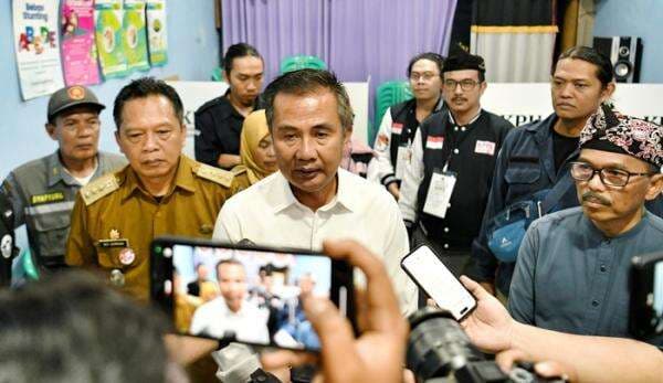 Usai Nyoblos di Banten, Bey Machmudin Lanjut Pantau Pemungutan Suara di Jabar
