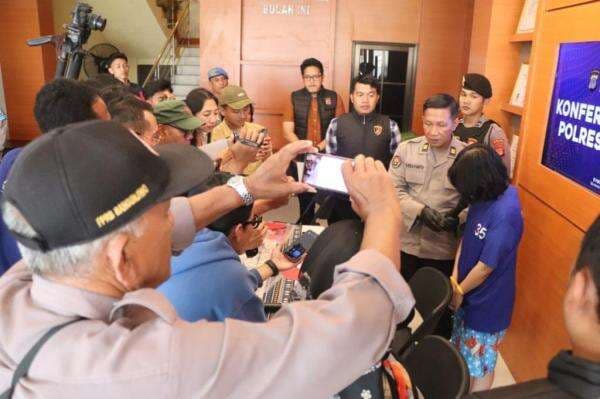 Bantul Geger, Dokter Gadungan Perempuan Tipu Warga hingga Rp538 Juta Bantul Geger, Dokter Gadungan Perempuan Tipu Warga hingga Rp538 Juta