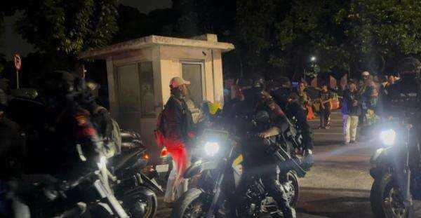 Wakapolda Metro Turun ke Lokasi Pembakaran, Puluhan Brimob Sisir Area TMP Kalibata