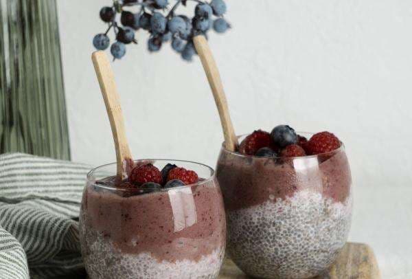 Chia Seed Pudding vs Yogurt, Mana yang Lebih Sehat untuk Sarapan?
