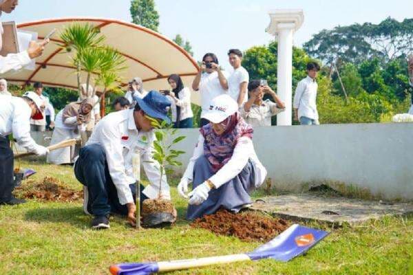 Hari Lingkungan Hidup Sedunia, UMJ Tanam 3.650 Bibit Pohon di Ciputat