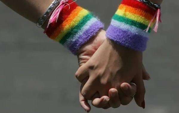 Pesta Sesama Jenis di Hotel Mewah Jakarta Digerebek Polisi, Satu Pria Jadi Tersangka