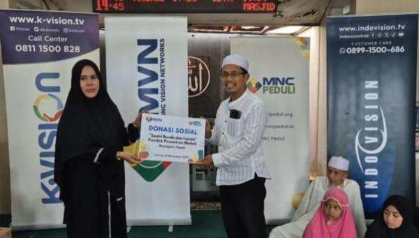 Tebar Kebaikan, MNC Vision dan MNC Peduli Beri Santunan ke Ponpes Lansia