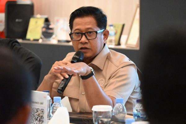 Atasi Parkir Liar, DPR Minta Kemenhub Bikin Shelter Khusus Ojol
