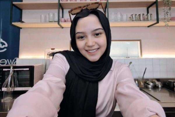 Bobotoh Cantik Meisya Aulia Nur Fitriani Optimistis Persib Bandung Hajar Selangor FC 2-1 di AFC Champions League 2 2025-2026