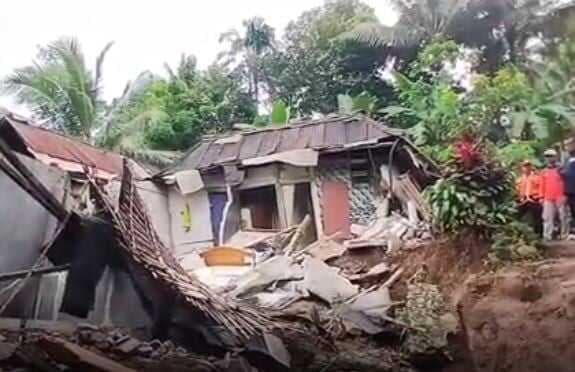 Mengerikan! Tanah Bergerak di Purbalingga Rusak 19 Rumah, 20 KK Mengungsi