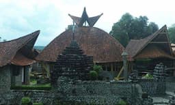 Di Balik Sunyi Puhsarang, Destinasi Religi Menyimpan Jejak Sejarah