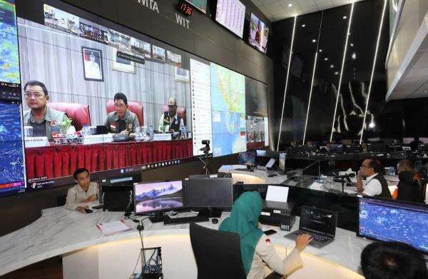 Bencana Sumatera: 4 Jembatan Putus di Aceh, 20 Titik Longsor di Sibolga dan Tapteng