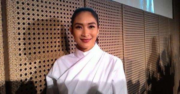 Happy Salma Bangga Tampil Cantik Tanpa Operasi Plastik: Itu Pilihan Hidup Saya
