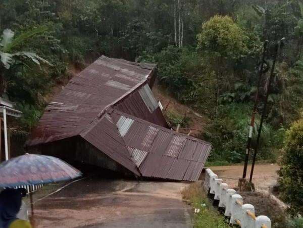 Bencana Banjir dan Tanah Longsor Terjang 9 Kecamatan di Sinjai