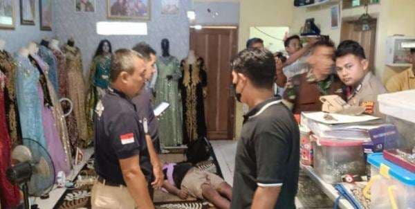 Geger Penemuan Mayat Buruh Harian Lepas di Karangpawitan Dalam Keadaan Tergantung