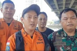 18 Jam Tenggelam, Jenazah Bocah SD yang Tenggelam di Kalimalang Ditemukan