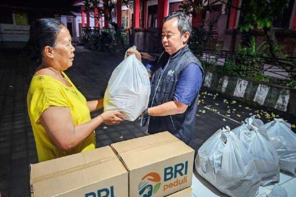 Tanggap Bencana, BRI Peduli Salurkan Bantuan Korban Banjir Bali dan NTT