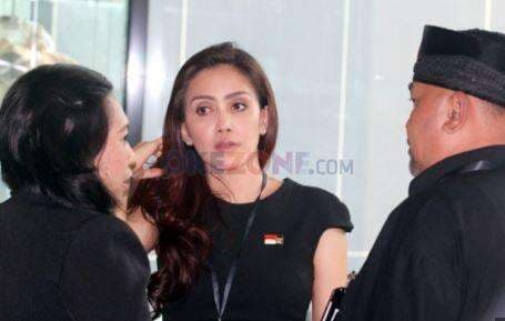 Rieke Diah Pitaloka Sentil Anggota DPR Bikin Gaduh: Kalau Rakyat Kritik, Terima Aja!