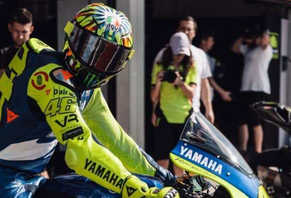 Akhirnya Jajal Sirkuit Mandalika, Valentino Rossi Hanya Selisih 2 Detik dari Francesco Bagnaia!
