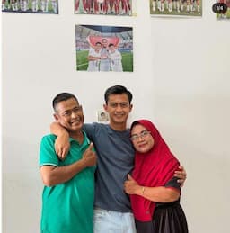 4 Potret Hangat Pratama Arhan Pulang Kampung Usai Cerai dari Azizah Salsha