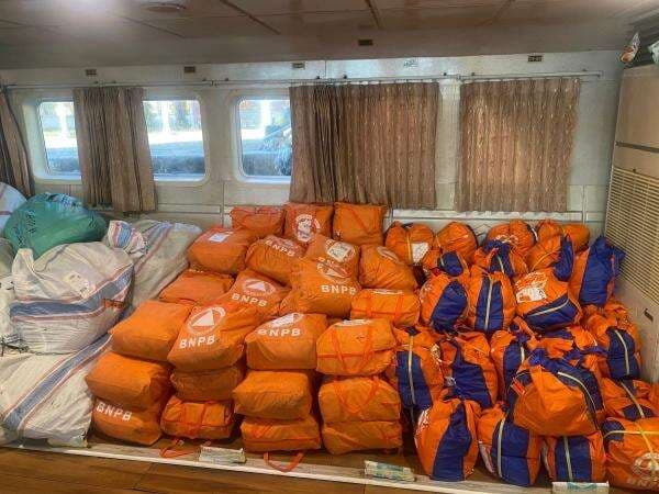 BNPB Klaim Bantuan Logistik Bencana Sumatera Cepat Disalurkan: Tidak Ada yang Tertahan di Posko BNPB Klaim Bantuan Logistik Bencana Sumatera Cepat Disalurkan: Tidak Ada yang Tertahan di Posko