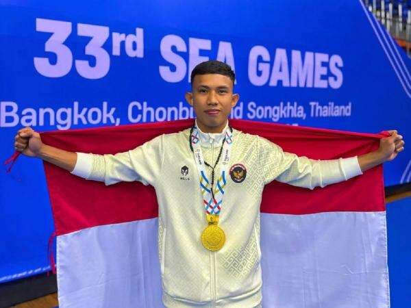 Kisah Haru Atlet Kickboxing Riyan Jefri, Ayah Meninggal saat Persiapan SEA Games 2025 hingga Persembahkan Emas untuk Kado Natal Keluarga