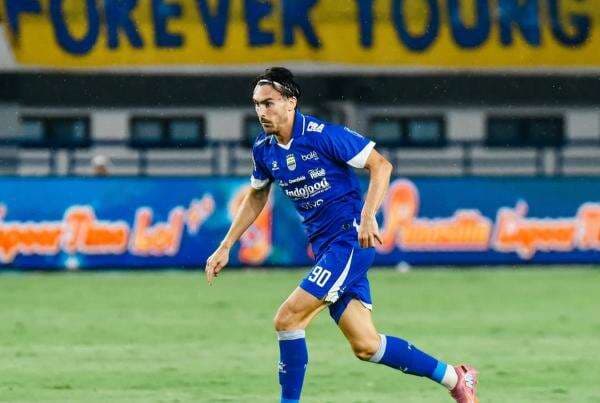 Kesan Striker Persib Bandung Andrew Jung Debut di Hadapan Bobotoh