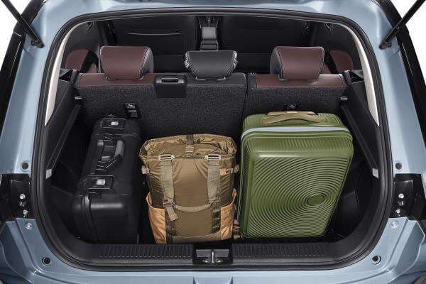 Tips Atur Barang Bawaan pada Mobil agar Perjalanan Liburan Tetap Nyaman