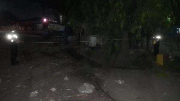 Innova Tabrak Kios Bensin dan Truk di Lampung, 1 Orang Tewas 6 Luka