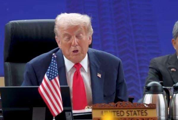 Trump Akan Pangkas Pajak Penghasilan Selama Dua Tahun ke Depan