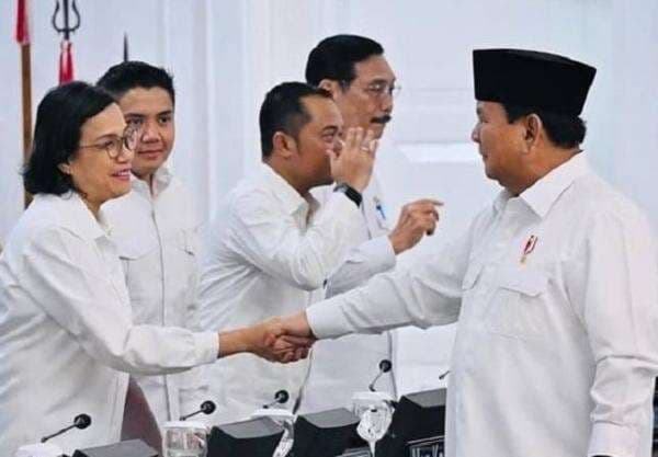Lima Menteri Tinggalkan Kabinet, Prabowo Kirim Pesan Perpisahan Lewat Surat Tulisan Tangan