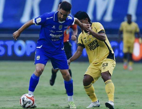 Maung Bandung Berjaya, Persib Taklukkan Semen Padang 2-0 di Laga Perdana