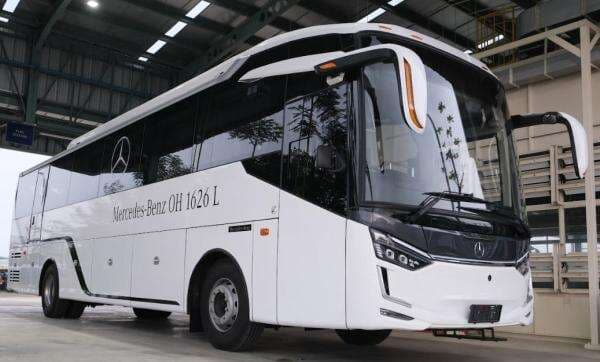 Daimler Ekspor Perdana Bus Mercedes Buatan Cikarang ke Thailand