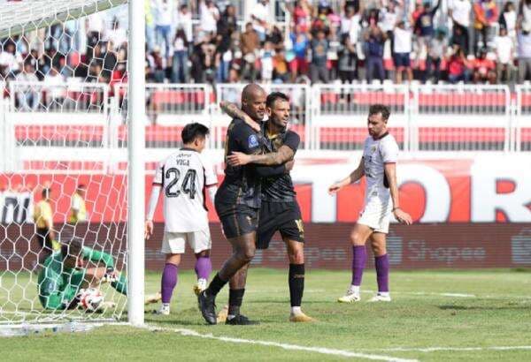 Malut United Jaga Peluang Juara Super League 2025-2026 Usai Bantai Persik Kediri 4-0, Tyronne del Pino: Musim Masih Panjang